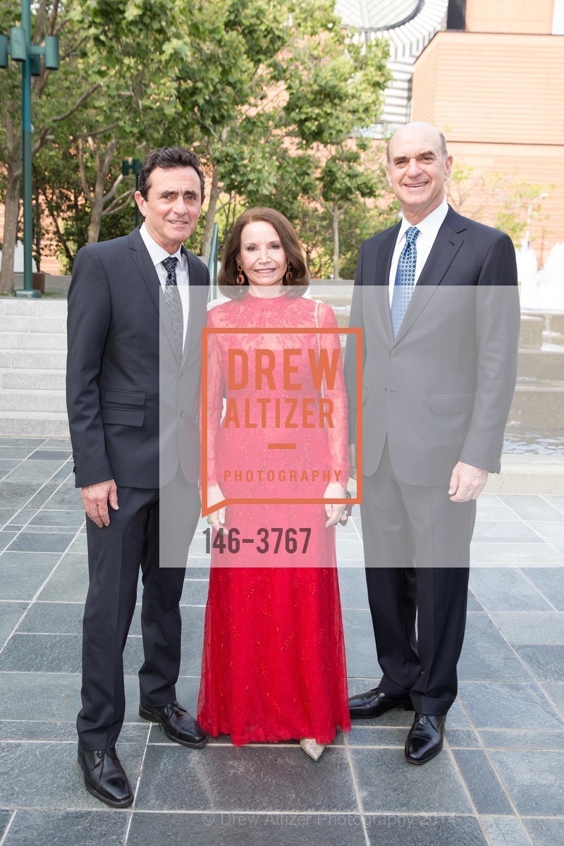 Neal Benezra, Christine Lamond, Bob Fisher, 2014 MODERN BALL - Red Carpet / Step & Repeat, US, April 30th, 2014, Photo #146-3767 Neal Benezra, Christine Lamond, Bob Fisher, Photo #146-3767