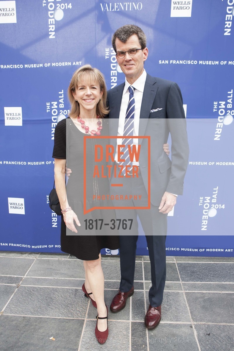 Kate Mitchell, Wes Mitchell, 2014 MODERN BALL - Red Carpet / Step & Repeat, US, April 30th, 2014, Photo #1817-3767 Kate Mitchell, Wes Mitchell, Photo #1817-3767