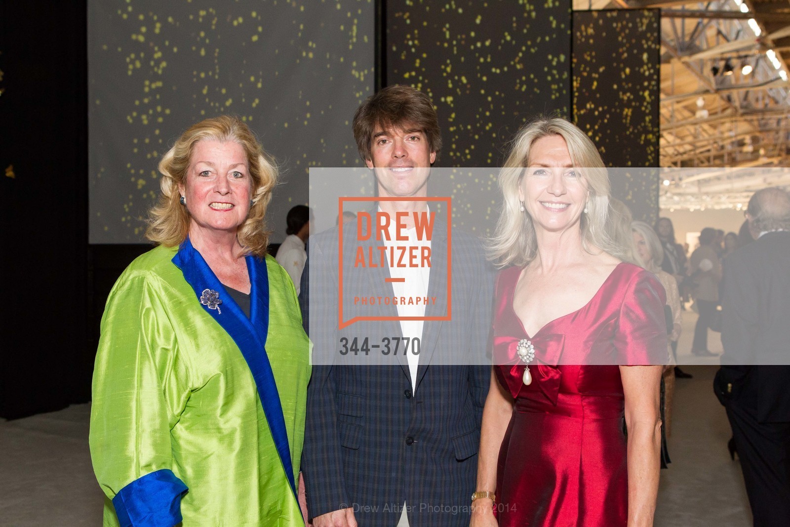 Laura King Pfaff, Curtis Ingraham, Kathy Best, THE SAN FRANCISCO FALL ANTIQUES SHOW: The Rush of Gold: Precious Metals in Art & Antiques, US, October 23rd, 2014, Photo #344-3770 Laura King Pfaff, Curtis Ingraham, Kathy Best, Photo #344-3770