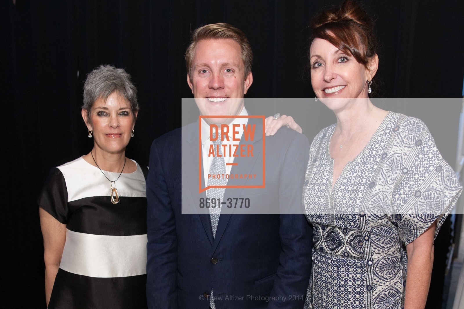 Mary Lou Castellanos, Bradley Nelson, Lisa Miller, THE SAN FRANCISCO FALL ANTIQUES SHOW: The Rush of Gold: Precious Metals in Art & Antiques, US, October 23rd, 2014, Photo #8691-3770 Mary Lou Castellanos, Bradley Nelson, Lisa Miller, Photo #8691-3770
