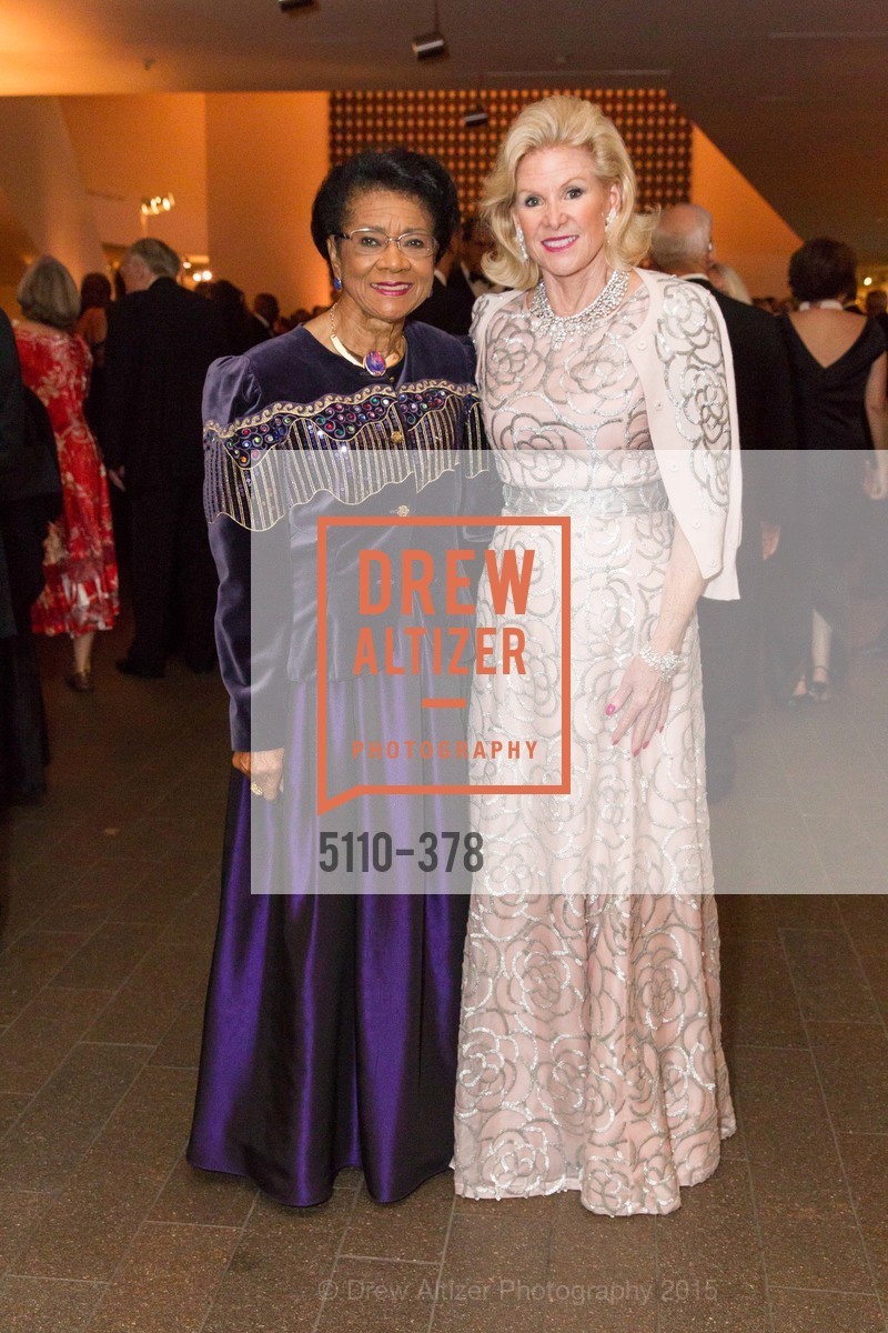 Belva Davis, Dede Wilsey, Tenth Anniversary Celebration of the New de Young Museum, de Young Museum. 50 Hagiwara Tea Garden Dr, October 14th, 2015,Drew Altizer, Drew Altizer Photography, full-service agency, private events, San Francisco photographer, photographer california
