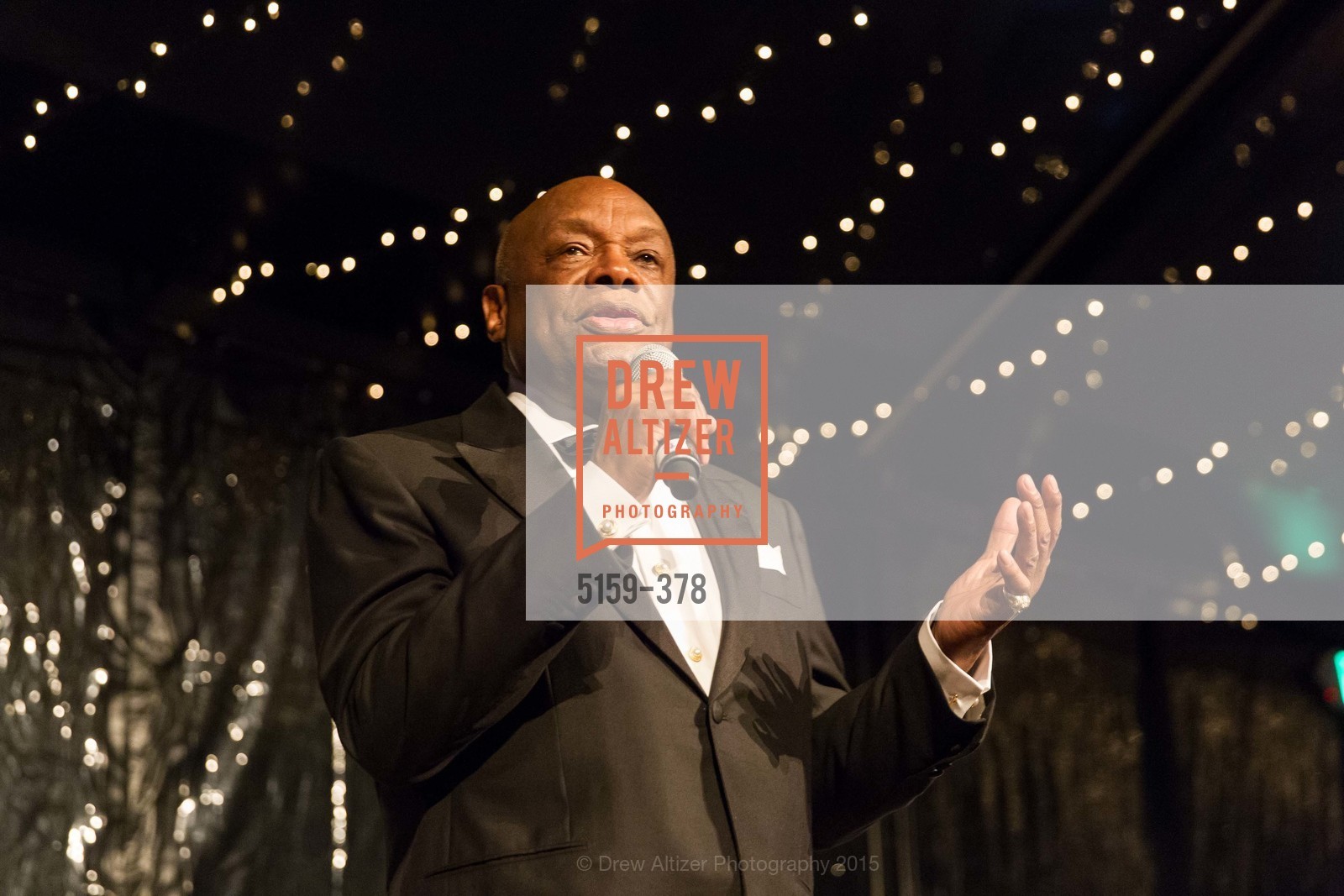 Willie Brown, Tenth Anniversary Celebration of the New de Young Museum, de Young Museum. 50 Hagiwara Tea Garden Dr, October 14th, 2015,Drew Altizer, Drew Altizer Photography, full-service event agency, private events, San Francisco photographer, photographer California