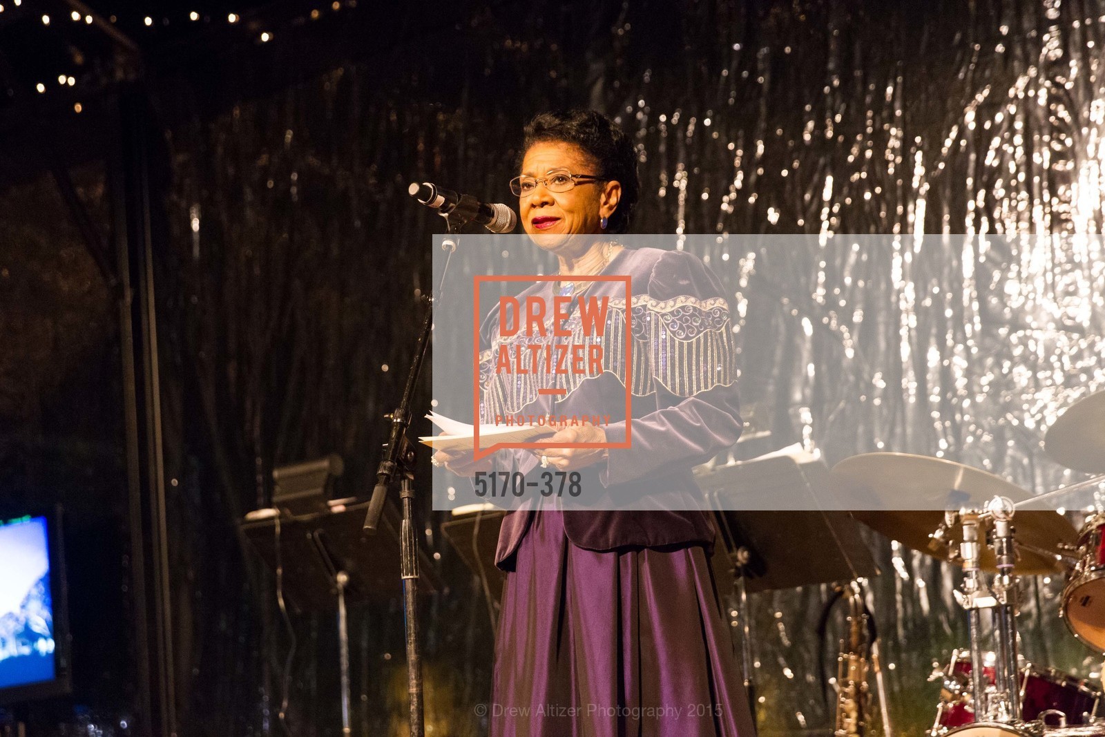 Belva Davis, Tenth Anniversary Celebration of the New de Young Museum, de Young Museum. 50 Hagiwara Tea Garden Dr, October 14th, 2015,Drew Altizer, Drew Altizer Photography, full-service agency, private events, San Francisco photographer, photographer california