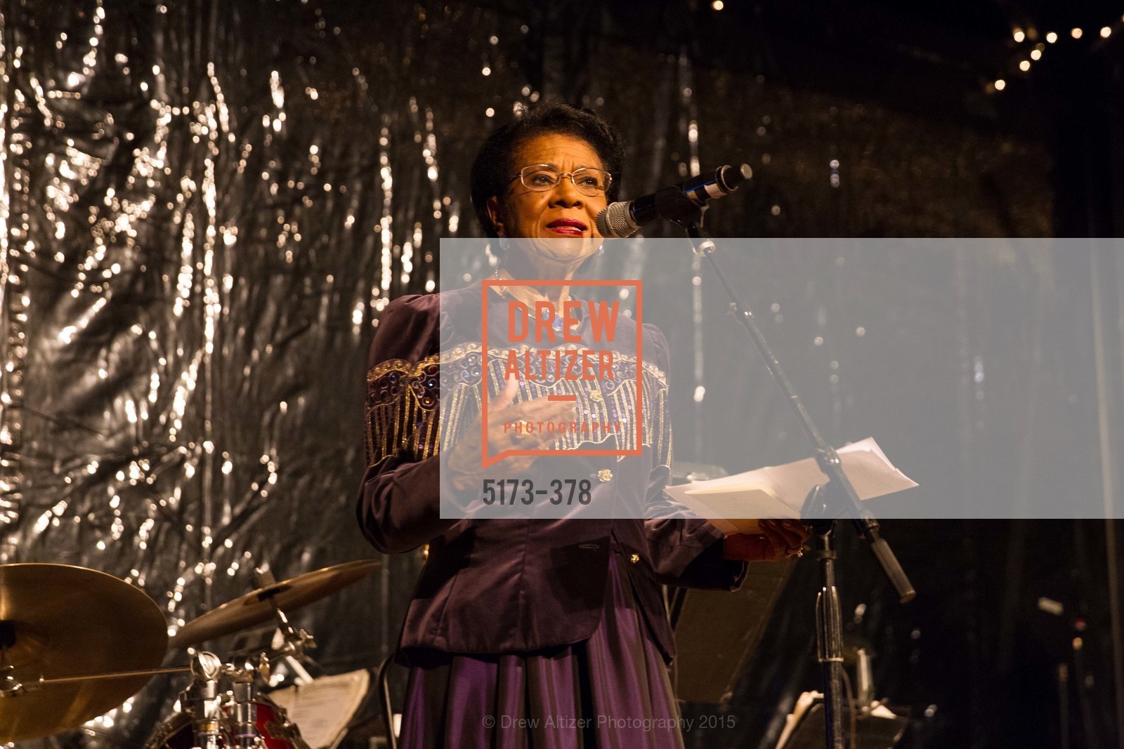 Belva Davis, Tenth Anniversary Celebration of the New de Young Museum, de Young Museum. 50 Hagiwara Tea Garden Dr, October 14th, 2015,Drew Altizer, Drew Altizer Photography, full-service agency, private events, San Francisco photographer, photographer california