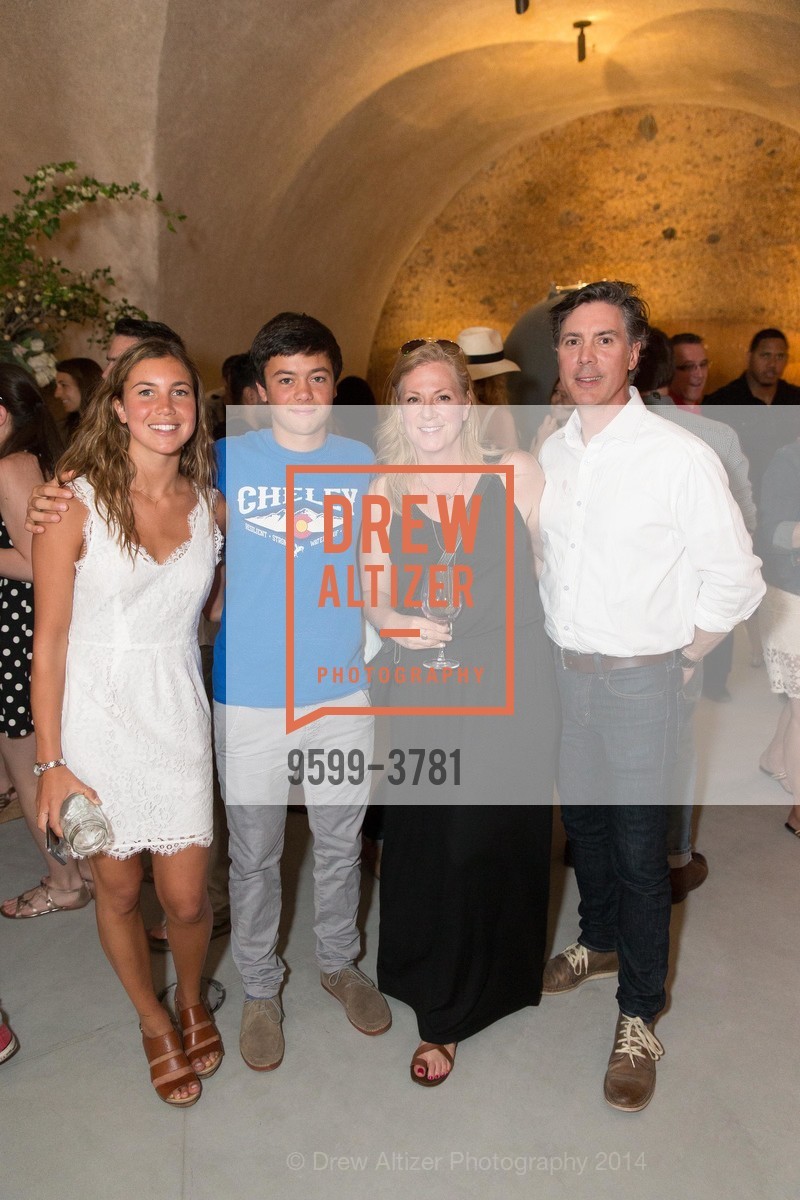 Josephine Ubben, Theo Ubben, Mona Burlingame, Jonah Burlingame, Photo #9599-3781