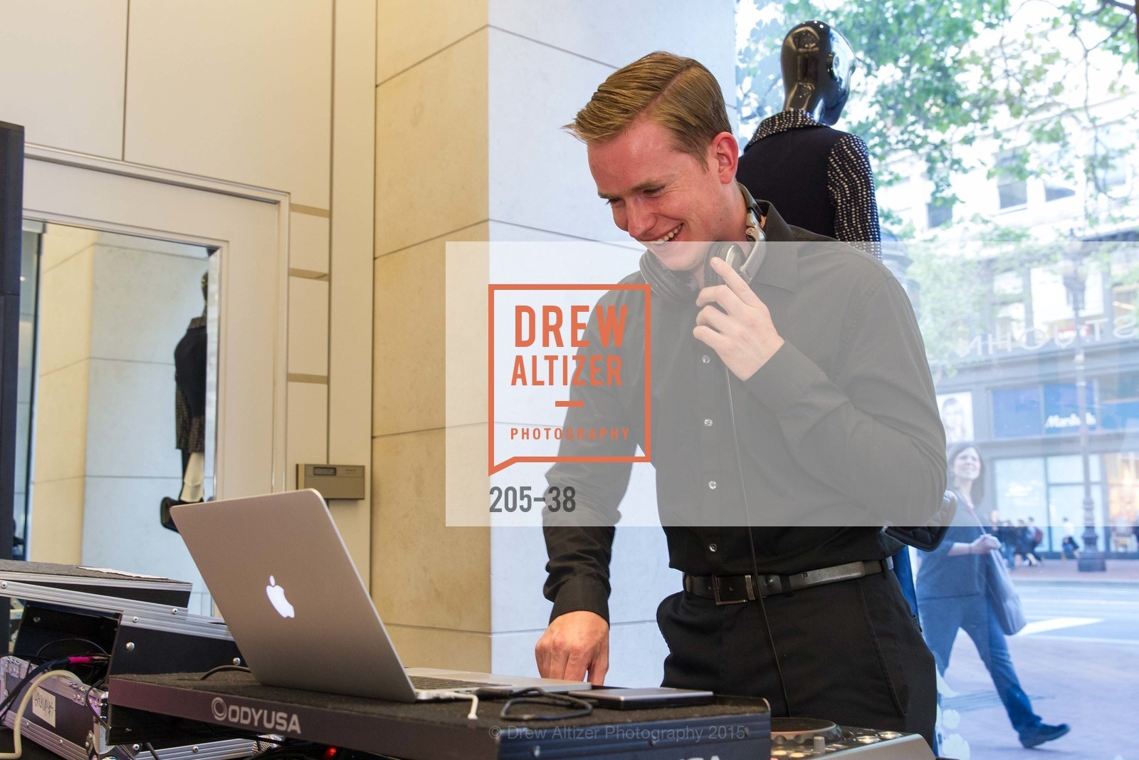 Dj, SF BALLET at St. John Boutique, Four Seasons Hotel. 767A Market Street, Suite B, April 15th, 2015,Drew Altizer, Drew Altizer Photography, full-service event agency, private events, San Francisco photographer, photographer California