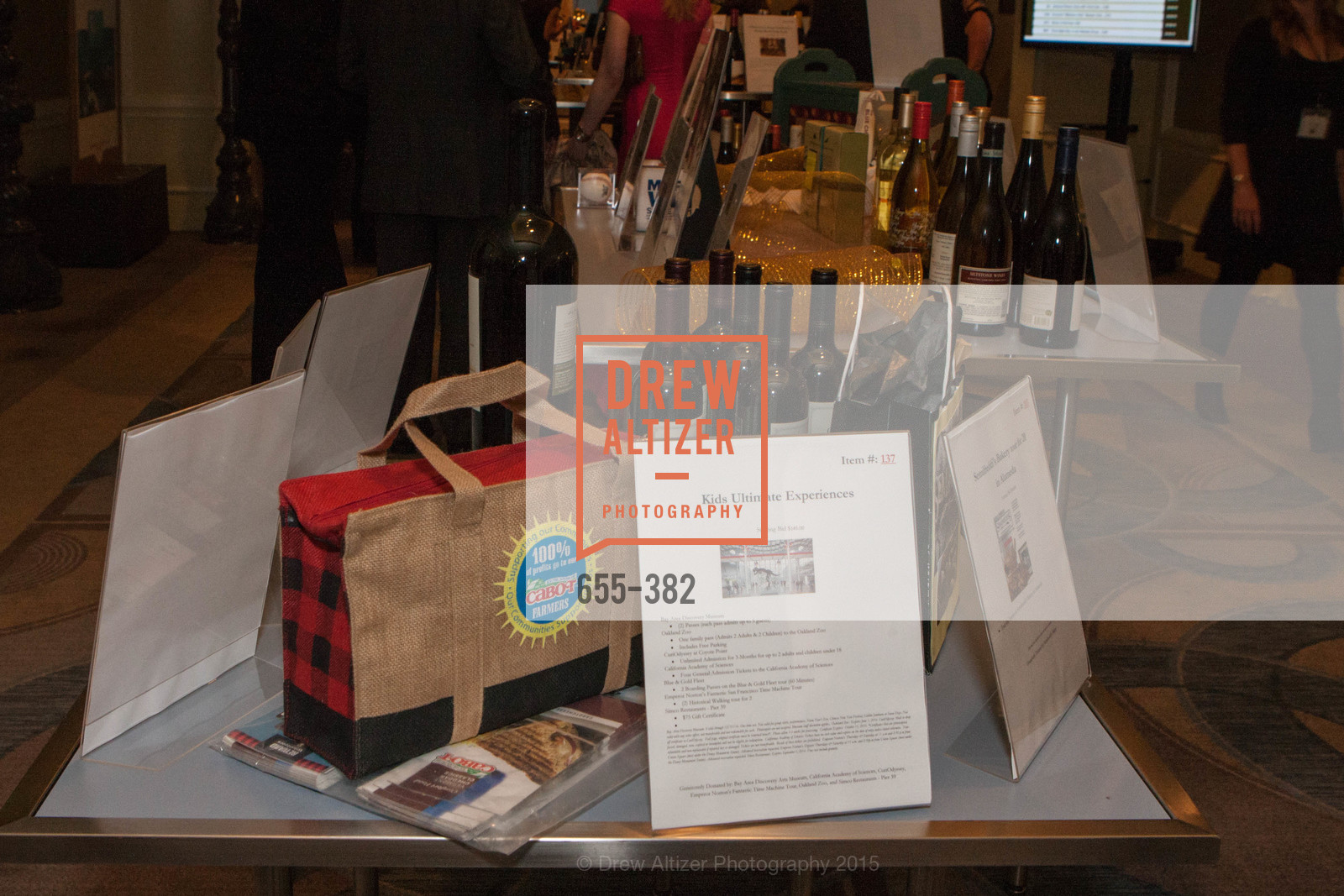 Atmosphere, American Cancer Society San Francisco Soiree, Four Seasons Hotel. 757 Market Street, October 15th, 2015,Drew Altizer, Drew Altizer Photography, full-service agency, private events, San Francisco photographer, photographer california