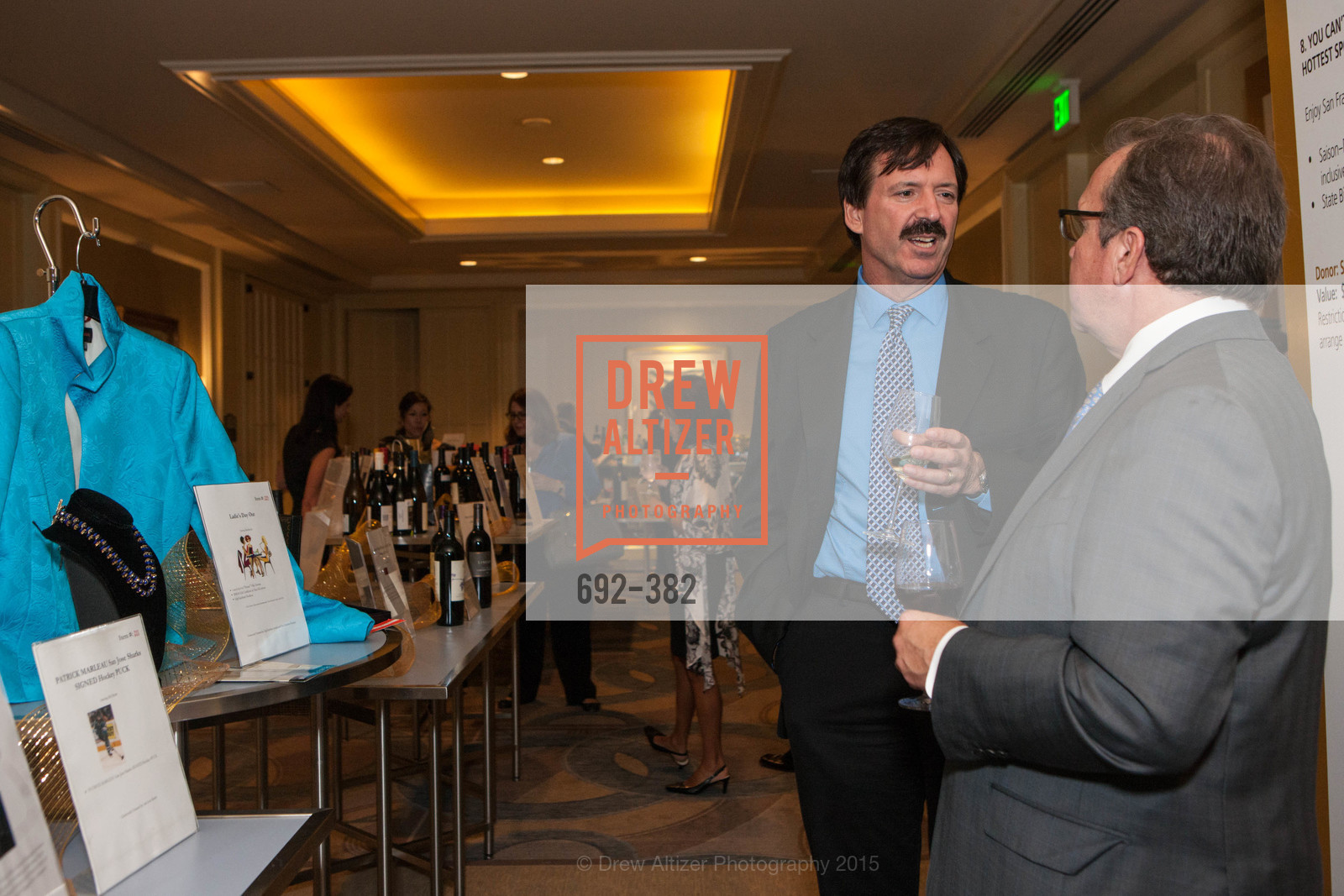 Extras, American Cancer Society San Francisco Soiree, October 15th, 2015, Photo,Drew Altizer, Drew Altizer Photography, full-service agency, private events, San Francisco photographer, photographer california