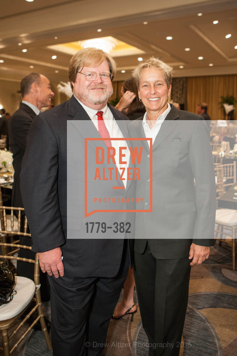 Bruce Cozadd, Laura Shawver, American Cancer Society San Francisco Soiree, Four Seasons Hotel. Four Seasons Hotel, . 757 Market Street, October 15th, 2015, Photo #1779-382 Bruce Cozadd, Laura Shawver, Photo #1779-382