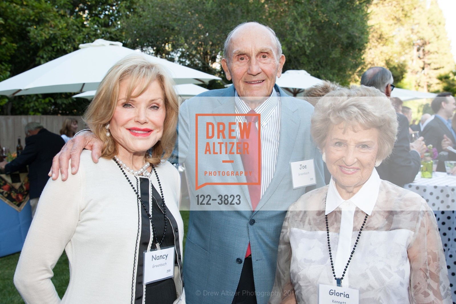 Nancy Greenbach, Joe Greenbach, Gloria Kennett, Photo #122-3823