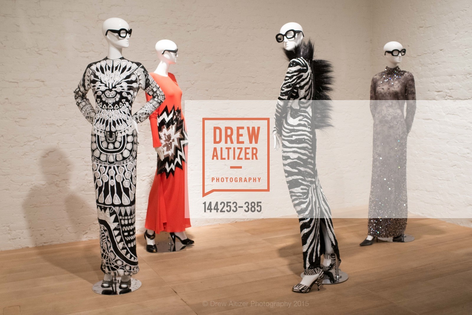 Atmosphere, Celebrating Life through Fashion A Retrospective: Collection of Joy Venturini Bianchi to benefit those who are developmentally disabled, Hedge Gallery. 501 Pacific Ave, October 17th, 2015,Drew Altizer, Drew Altizer Photography, full-service agency, private events, San Francisco photographer, photographer california