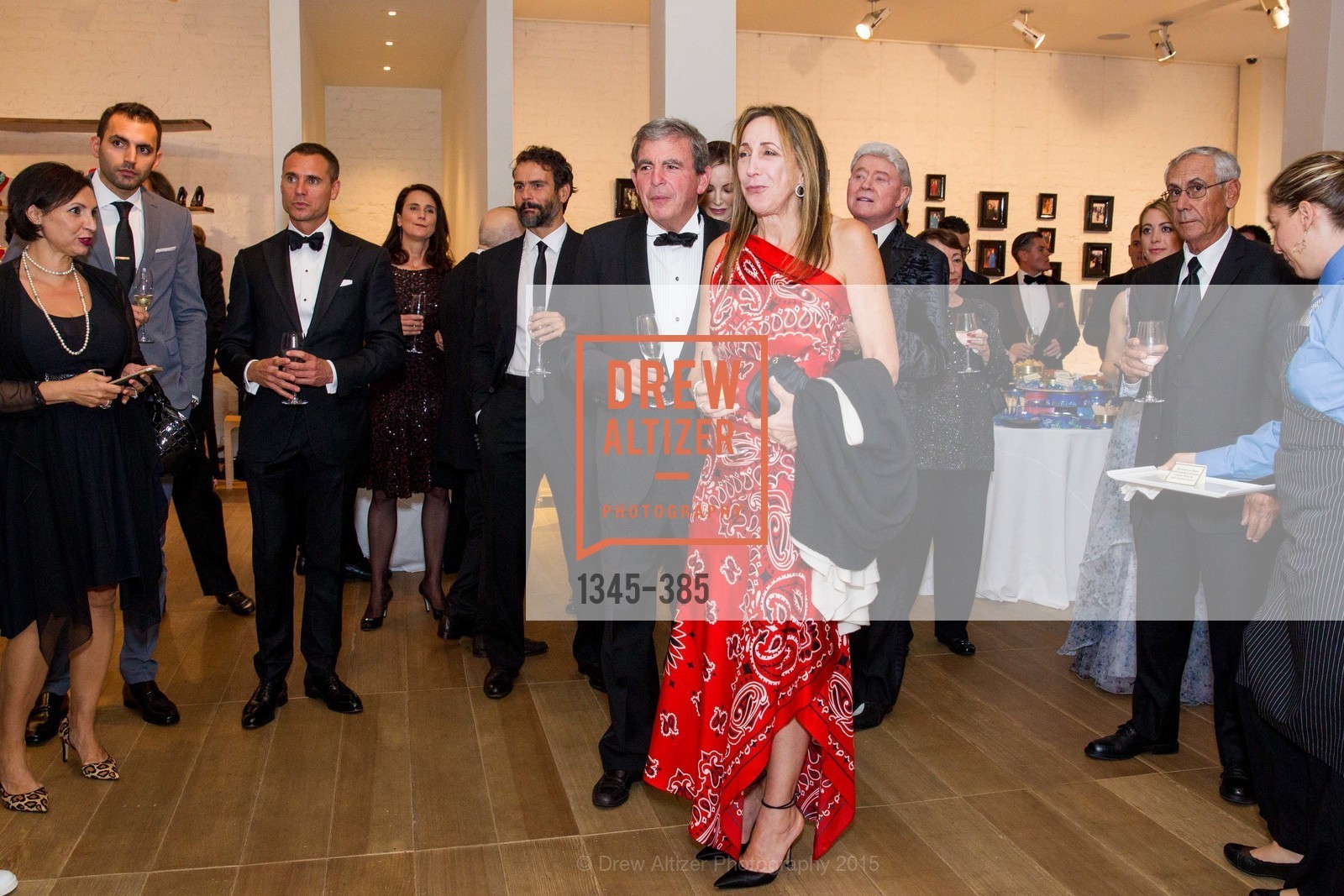 Atmosphere, Celebrating Life through Fashion A Retrospective: Collection of Joy Venturini Bianchi to benefit those who are developmentally disabled, Hedge Gallery. 501 Pacific Ave, October 17th, 2015,Drew Altizer, Drew Altizer Photography, full-service agency, private events, San Francisco photographer, photographer california