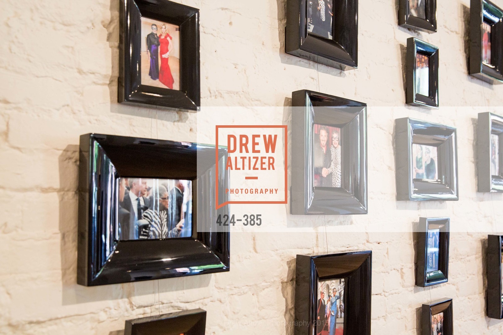 Atmosphere, Celebrating Life through Fashion A Retrospective: Collection of Joy Venturini Bianchi to benefit those who are developmentally disabled, Hedge Gallery. 501 Pacific Ave, October 17th, 2015,Drew Altizer, Drew Altizer Photography, full-service event agency, private events, San Francisco photographer, photographer California