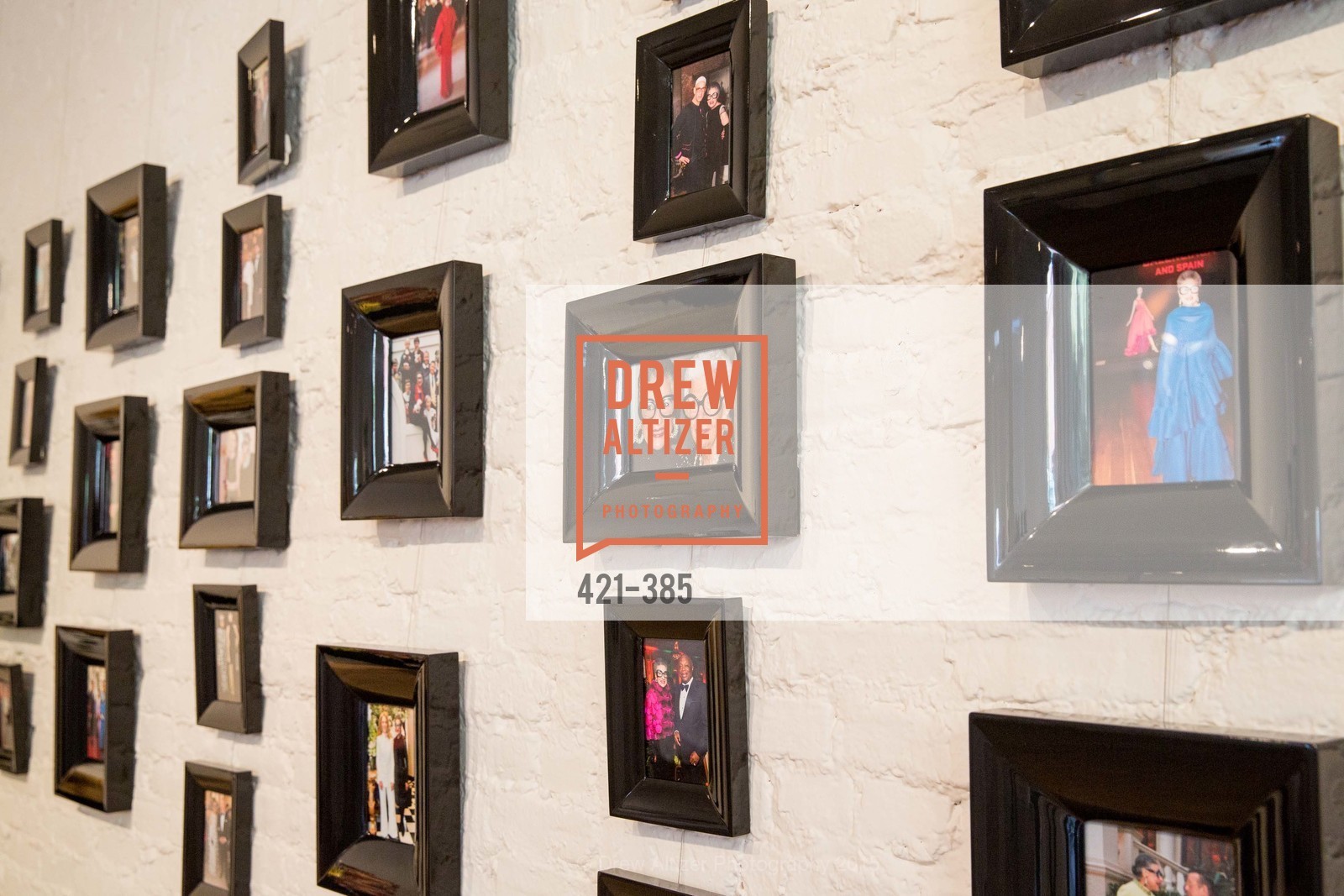 Atmosphere, Celebrating Life through Fashion A Retrospective: Collection of Joy Venturini Bianchi to benefit those who are developmentally disabled, Hedge Gallery. 501 Pacific Ave, October 17th, 2015,Drew Altizer, Drew Altizer Photography, full-service agency, private events, San Francisco photographer, photographer california