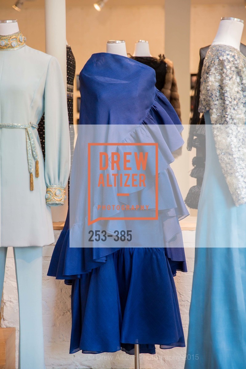 Atmosphere, Celebrating Life through Fashion A Retrospective: Collection of Joy Venturini Bianchi to benefit those who are developmentally disabled, Hedge Gallery. 501 Pacific Ave, October 17th, 2015,Drew Altizer, Drew Altizer Photography, full-service agency, private events, San Francisco photographer, photographer california