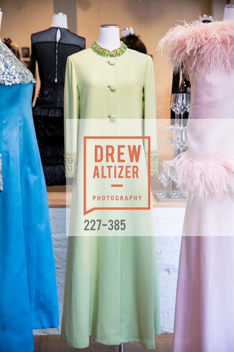 Atmosphere, Celebrating Life through Fashion A Retrospective: Collection of Joy Venturini Bianchi to benefit those who are developmentally disabled, Hedge Gallery. 501 Pacific Ave, October 17th, 2015,Drew Altizer, Drew Altizer Photography, full-service agency, private events, San Francisco photographer, photographer california