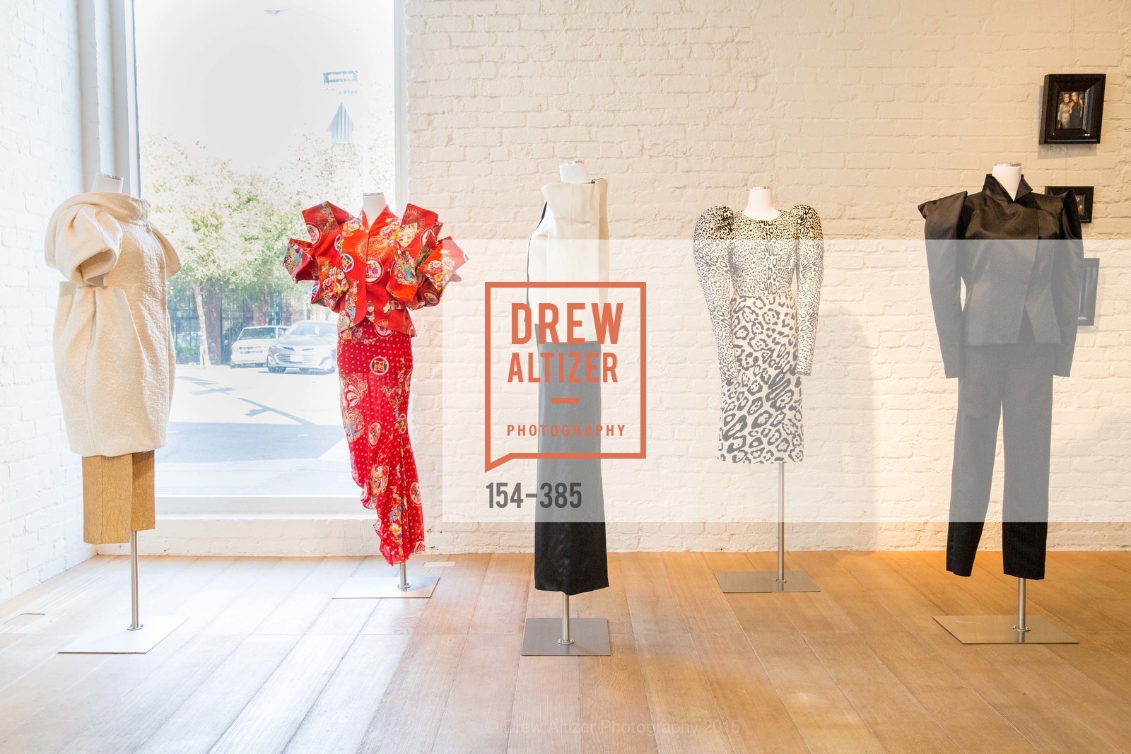 Atmosphere, Celebrating Life through Fashion A Retrospective: Collection of Joy Venturini Bianchi to benefit those who are developmentally disabled, Hedge Gallery. 501 Pacific Ave, October 17th, 2015,Drew Altizer, Drew Altizer Photography, full-service event agency, private events, San Francisco photographer, photographer California