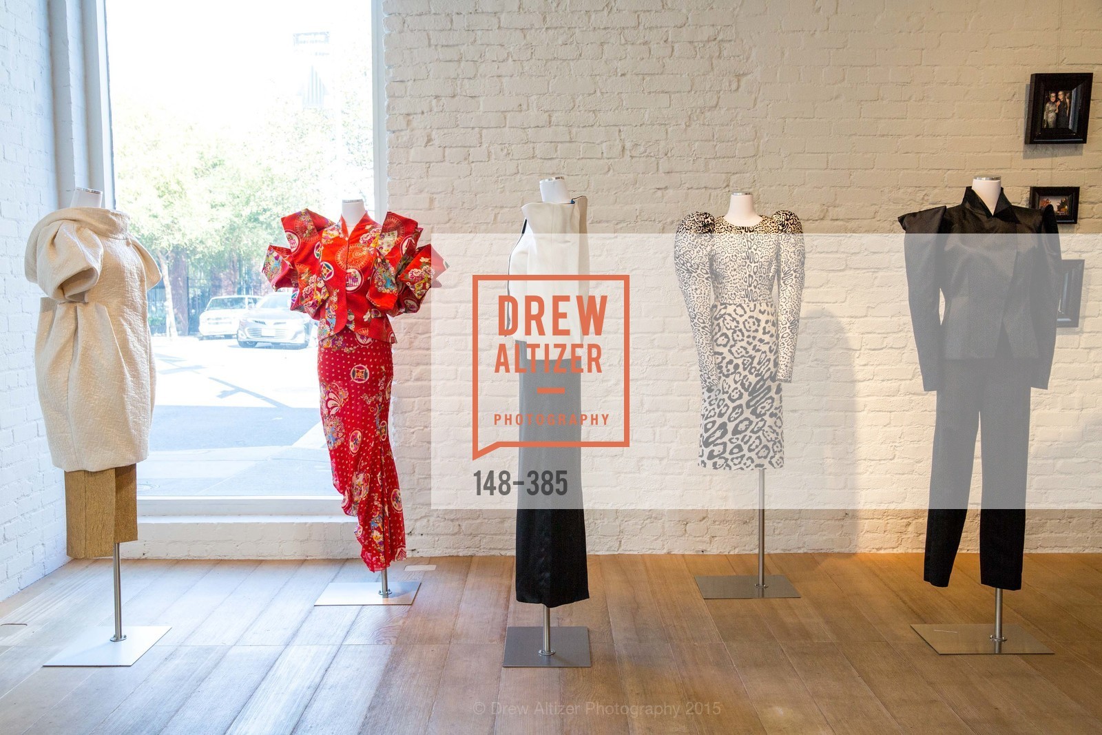 Atmosphere, Celebrating Life through Fashion A Retrospective: Collection of Joy Venturini Bianchi to benefit those who are developmentally disabled, Hedge Gallery. 501 Pacific Ave, October 17th, 2015,Drew Altizer, Drew Altizer Photography, full-service event agency, private events, San Francisco photographer, photographer California