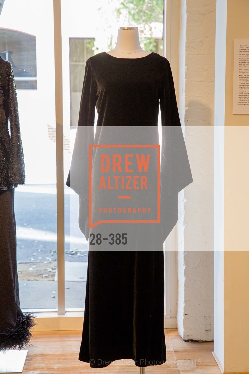 Atmosphere, Celebrating Life through Fashion A Retrospective: Collection of Joy Venturini Bianchi to benefit those who are developmentally disabled, Hedge Gallery. 501 Pacific Ave, October 17th, 2015,Drew Altizer, Drew Altizer Photography, full-service event agency, private events, San Francisco photographer, photographer California