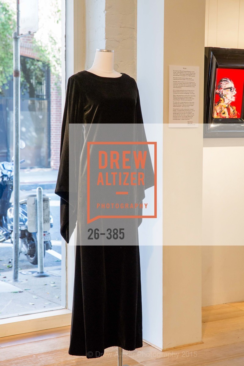 Atmosphere, Celebrating Life through Fashion A Retrospective: Collection of Joy Venturini Bianchi to benefit those who are developmentally disabled, Hedge Gallery. 501 Pacific Ave, October 17th, 2015,Drew Altizer, Drew Altizer Photography, full-service event agency, private events, San Francisco photographer, photographer California