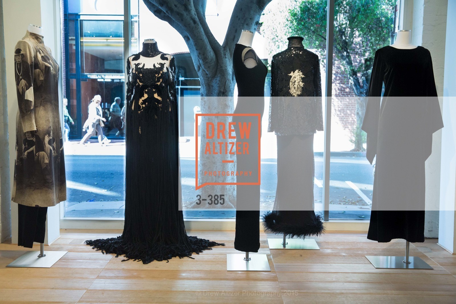 Atmosphere, Celebrating Life through Fashion A Retrospective: Collection of Joy Venturini Bianchi to benefit those who are developmentally disabled, Hedge Gallery. 501 Pacific Ave, October 17th, 2015,Drew Altizer, Drew Altizer Photography, full-service agency, private events, San Francisco photographer, photographer california