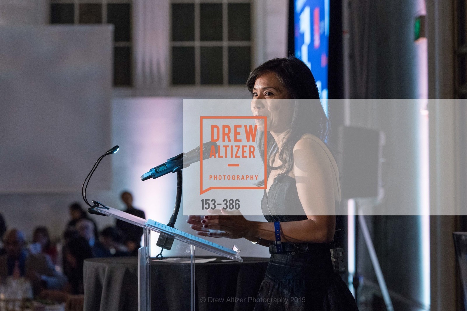 Vivian Wu, Full Circle Fund Presents: R15E, San Francisco City Hall. San Francisco City Hall, . 1 Dr Carlton B Goodlett Pl, October 15th, 2015, Photo #153-386 Vivian Wu, Photo #153-386