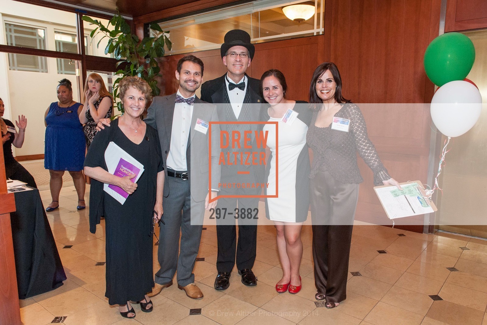 Jodie Corwin, Hans Cardenas, Larry Synder, Molly Babbington, Carolyn Schultz, TheatreWorks Honors celebrates Broadway's Andrew Lippa and Silicon Valley's Ray Rothrock, US, June 21st, 2014, Photo #297-3882 Jodie Corwin, Hans Cardenas, Larry Synder, Molly Babbington, Carolyn Schultz, Photo #297-3882