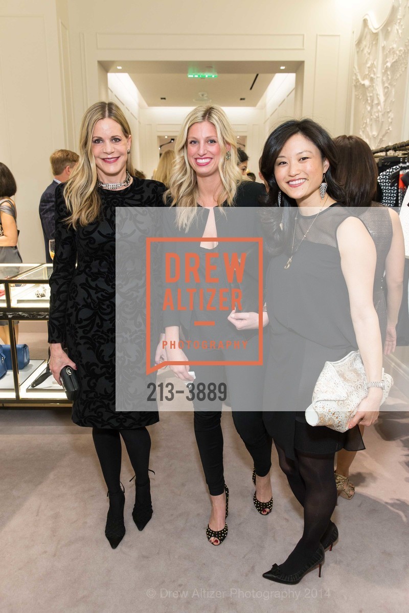 Mary Beth Shimmon, Annaliese Nicodemo, Catherine Kwong, ALEXANDER McQUEEN old, US, February 27th, 2014, Photo #213-3889 Mary Beth Shimmon, Annaliese Nicodemo, Catherine Kwong, Photo #213-3889