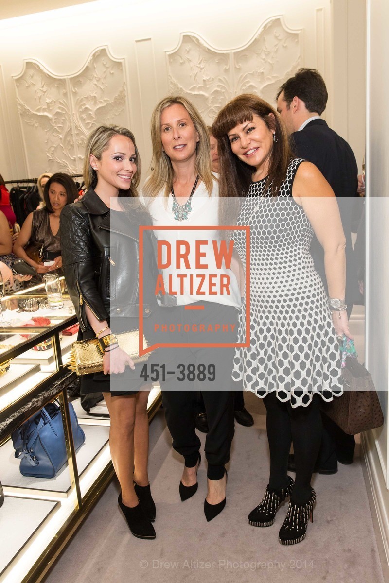 Nona Volsson, Lauren Sorof, Anna Dubrovsky, ALEXANDER McQUEEN old, US, February 27th, 2014, Photo #451-3889 Nona Volsson, Lauren Sorof, Anna Dubrovsky, Photo #451-3889