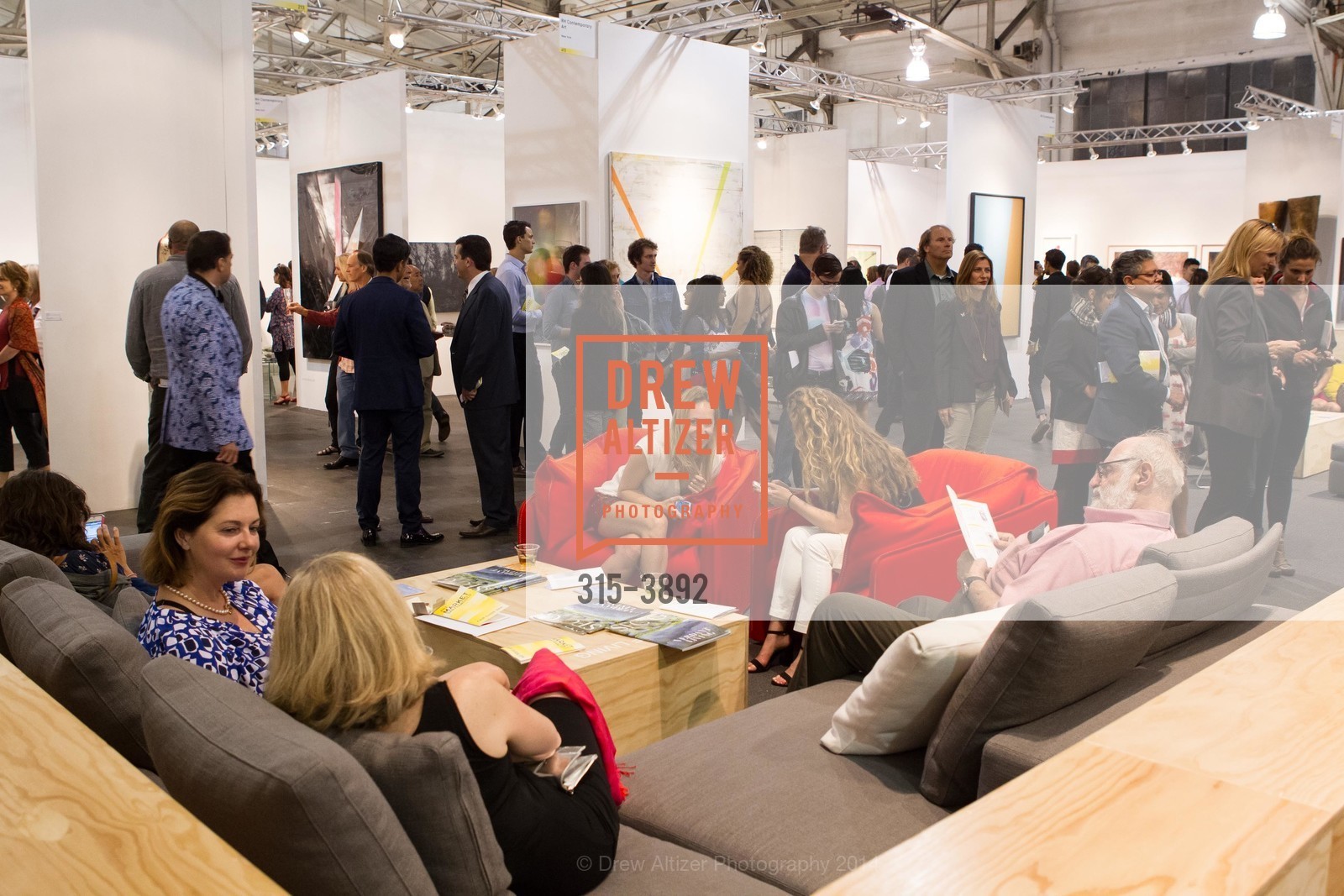 ART MARKET San Francisco Benefit Preview Gala, US, May 15th, 2014, Photo #315-3892 Photo #315-3892