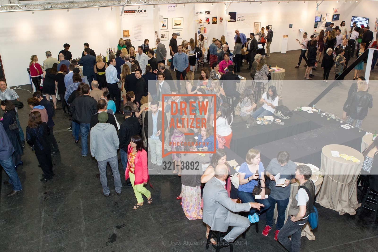 ART MARKET San Francisco Benefit Preview Gala, US, May 15th, 2014, Photo #321-3892 Photo #321-3892