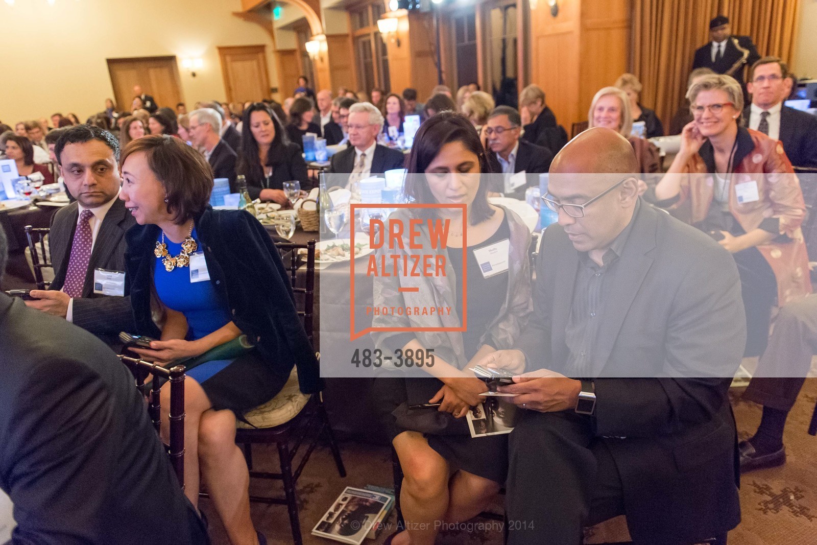 Shally Shanker, Naresh Shanker, HUMAN RIGHTS WATCH Benefit at Sharon Heights Golf & Country Club, US, November 19th, 2014, Photo #483-3895 Shally Shanker, Naresh Shanker, Photo #483-3895