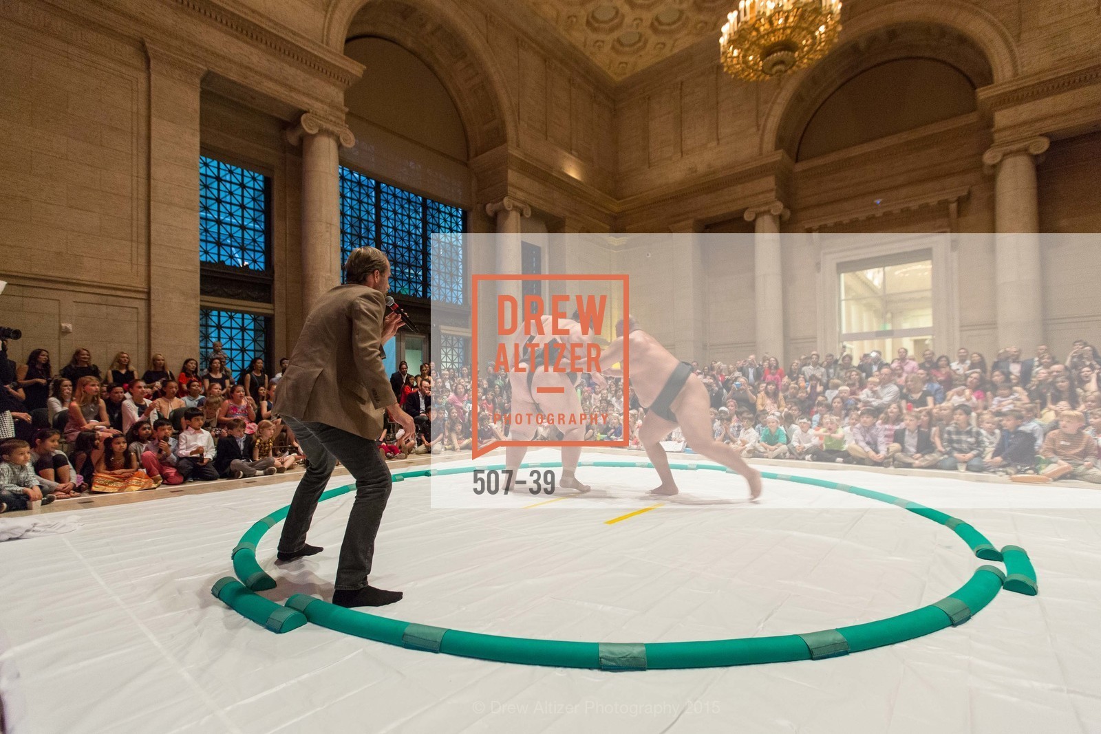 Performance, Gucci & Vogue Dinner, Asian Art Museum. 200 Larkin St, San Francisco, April 17th, 2015, Photo #507-39 Performance, Photo #507-39