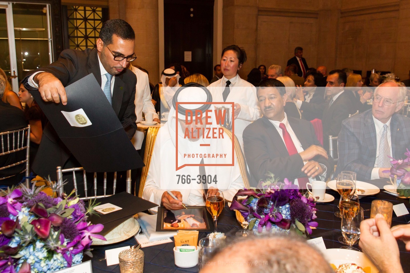 Bin Salma Bin Abdulaziz Al Saud, Abdulrahman Ali Wuhaib, ASIAN ART MUSEUM'S Dinner to Celebrate Road of Arabia Exhibit Opening, US, October 28th, 2014, Photo #766-3904 Bin Salma Bin Abdulaziz Al Saud, Abdulrahman Ali Wuhaib, Photo #766-3904
