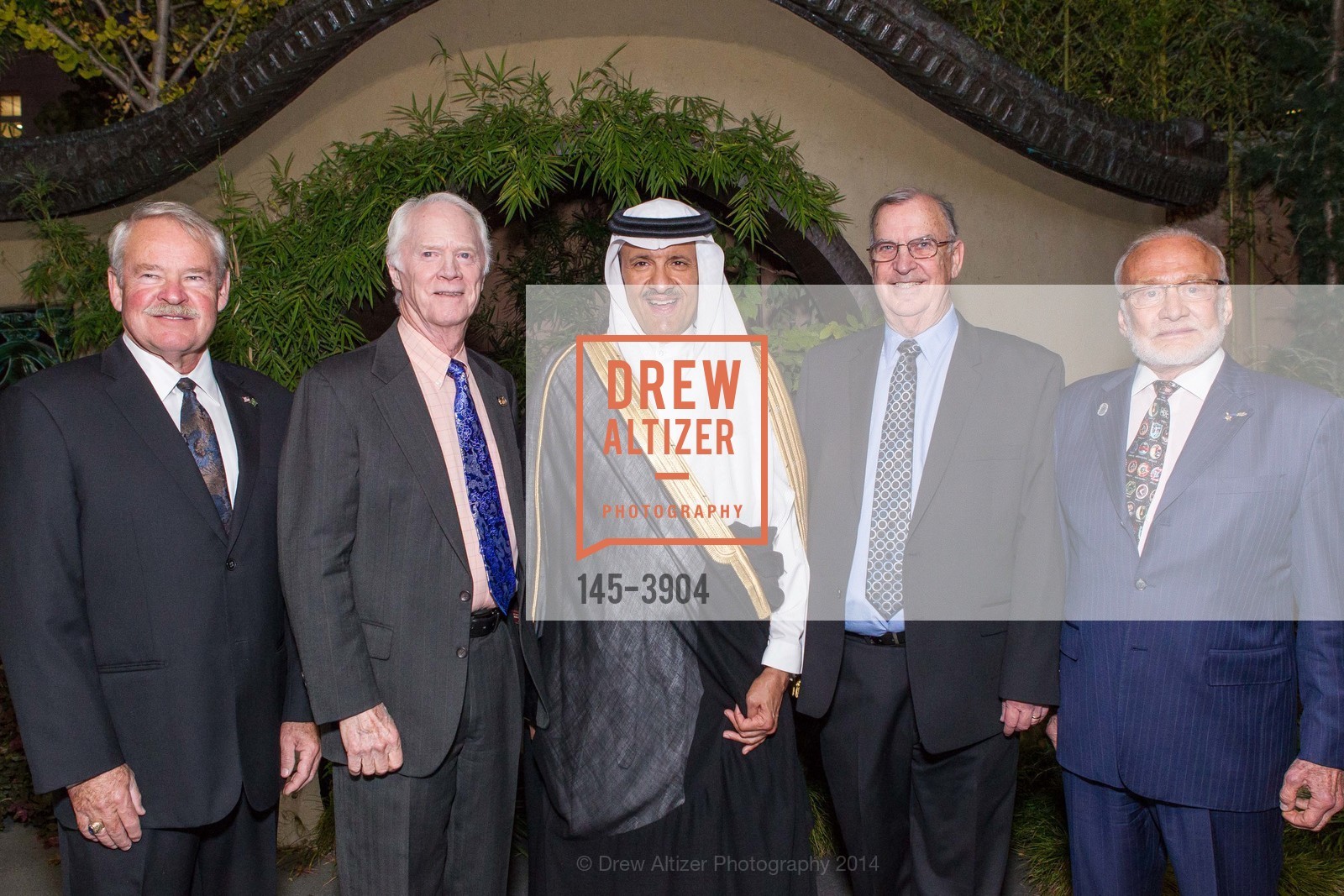 John Creighton, Rusty Schweickart, Bin Salma Bin Abdulaziz Al Saud, John Fabian, Buzz Aldrin, ASIAN ART MUSEUM'S Dinner to Celebrate Road of Arabia Exhibit Opening, US, October 28th, 2014, Photo #145-3904 John Creighton, Rusty Schweickart, Bin Salma Bin Abdulaziz Al Saud, John Fabian, Buzz Aldrin, Photo #145-3904