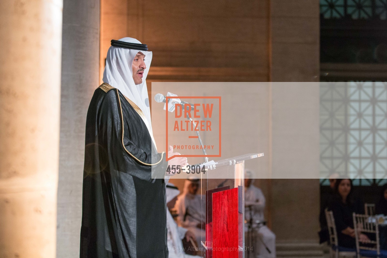 Bin Salma Bin Abdulaziz Al Saud, ASIAN ART MUSEUM'S Dinner to Celebrate Road of Arabia Exhibit Opening, US, October 28th, 2014, Photo #455-3904 Bin Salma Bin Abdulaziz Al Saud, Photo #455-3904