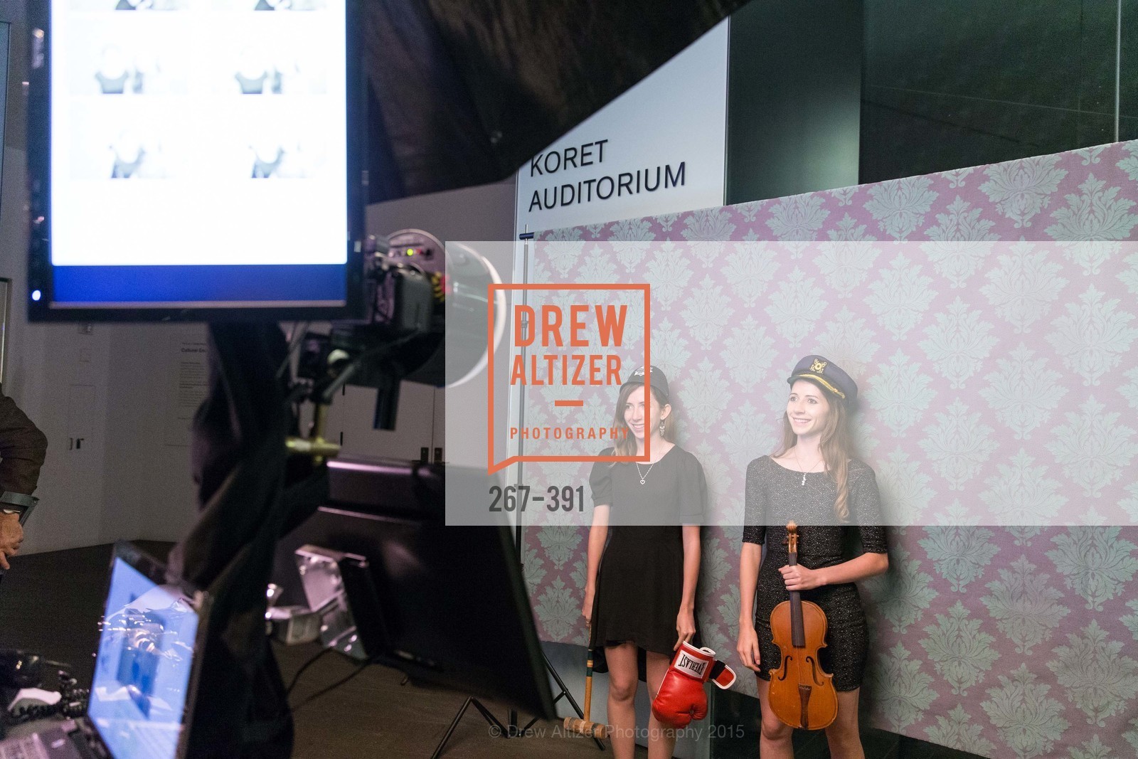 Julia Ornell, Elizabeth Ornell, Jewel City: Art From San Francisco's Panama-Pacific International Exposition Donor Opening Reception, de Young Museum, October 15th, 2015,Drew Altizer, Drew Altizer Photography, full-service agency, private events, San Francisco photographer, photographer california
