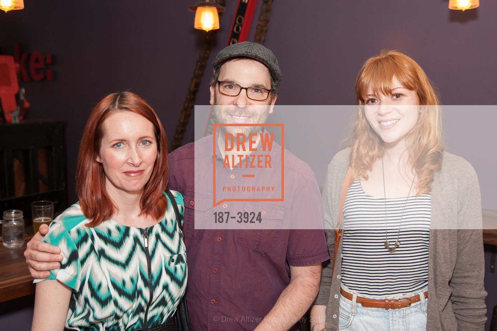 Shannon Ferguson, Johnny Funcheap, Ellen Black, Photo #187-3924