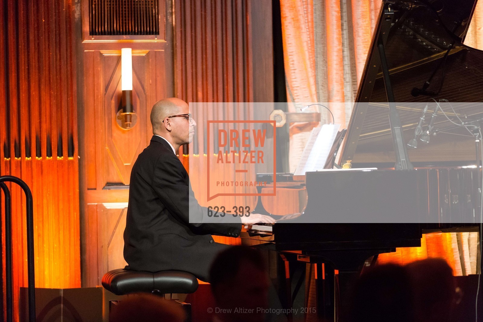 Edward Simon, San Francisco Performances' 36th Season Gala, Merchants Exchange Building, Julia Morgan Ballroom. 465 California St, San Francisco, CA 94104, October 16th, 2015,Drew Altizer, Drew Altizer Photography, full-service agency, private events, San Francisco photographer, photographer california