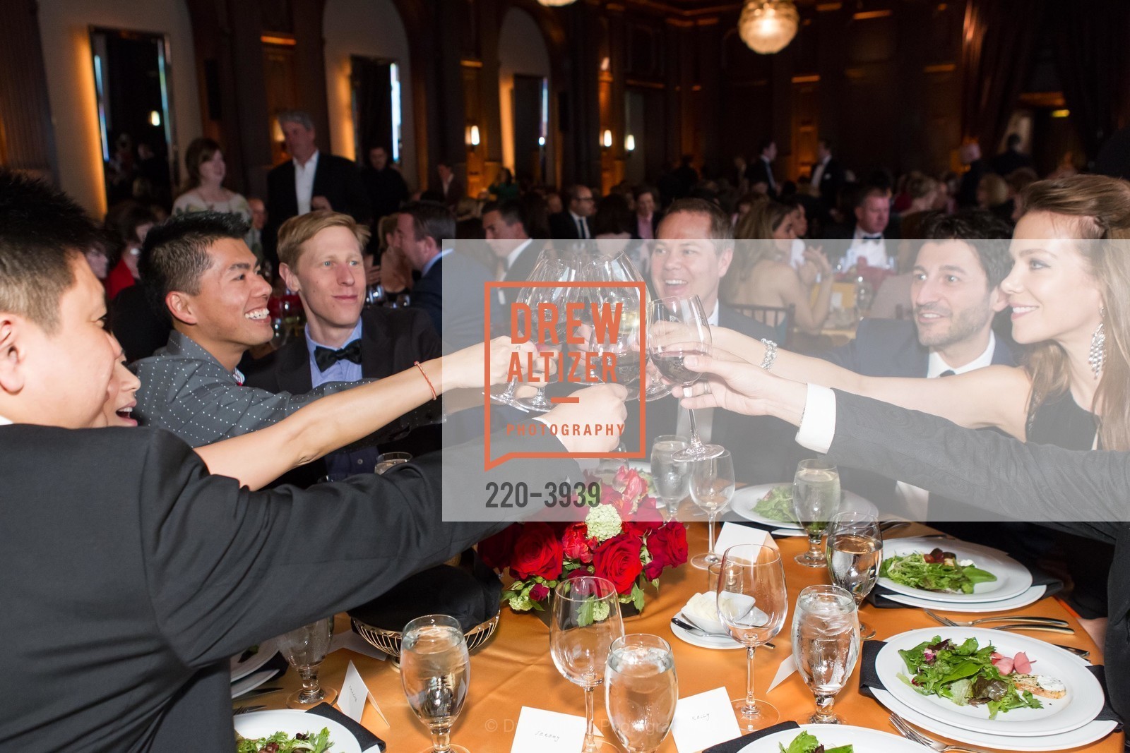 Jim Liu, Nate Haynes, 2014 COMING HOME GALA: A Night at Casino Royale, US, May 16th, 2014, Photo #220-3939 Jim Liu, Nate Haynes, Photo #220-3939