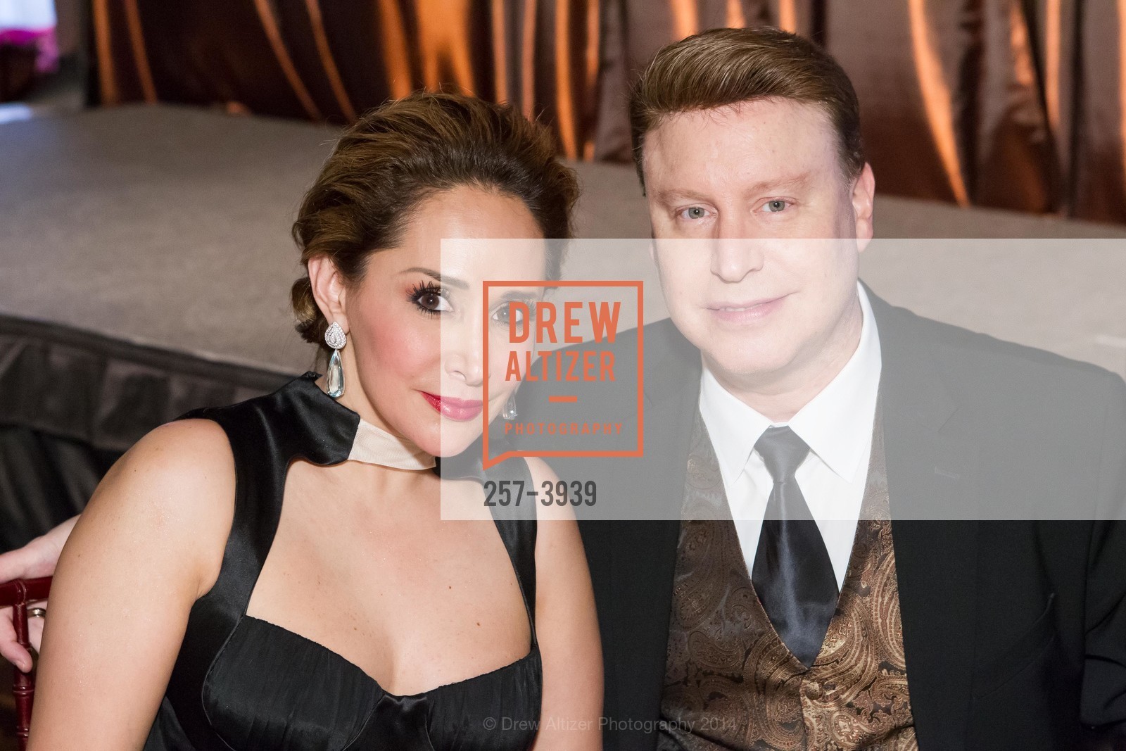 Brenda Zarate, Doug Waggoner, 2014 COMING HOME GALA: A Night at Casino Royale, US, May 16th, 2014, Photo #257-3939 Brenda Zarate, Doug Waggoner, Photo #257-3939