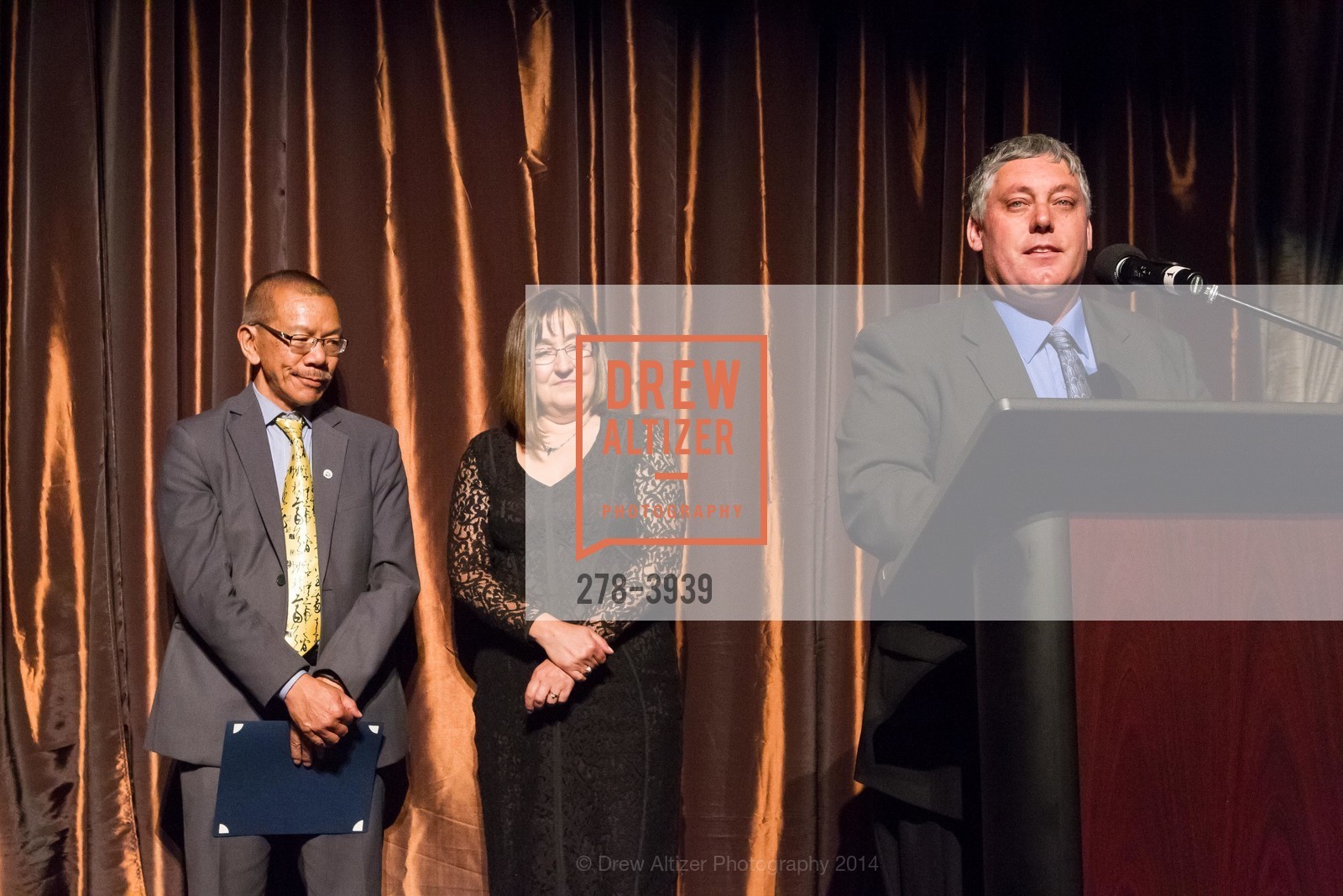 Supervisor Norman Yee, Donna Cahill, Tom Oertl, 2014 COMING HOME GALA: A Night at Casino Royale, US, May 16th, 2014, Photo #278-3939 Supervisor Norman Yee, Donna Cahill, Tom Oertl, Photo #278-3939