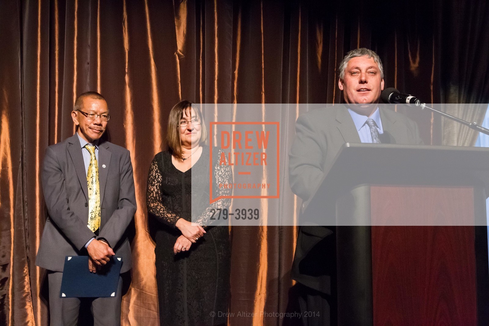 Supervisor Norman Yee, Donna Cahill, Tom Oertl, 2014 COMING HOME GALA: A Night at Casino Royale, US, May 16th, 2014, Photo #279-3939 Supervisor Norman Yee, Donna Cahill, Tom Oertl, Photo #279-3939