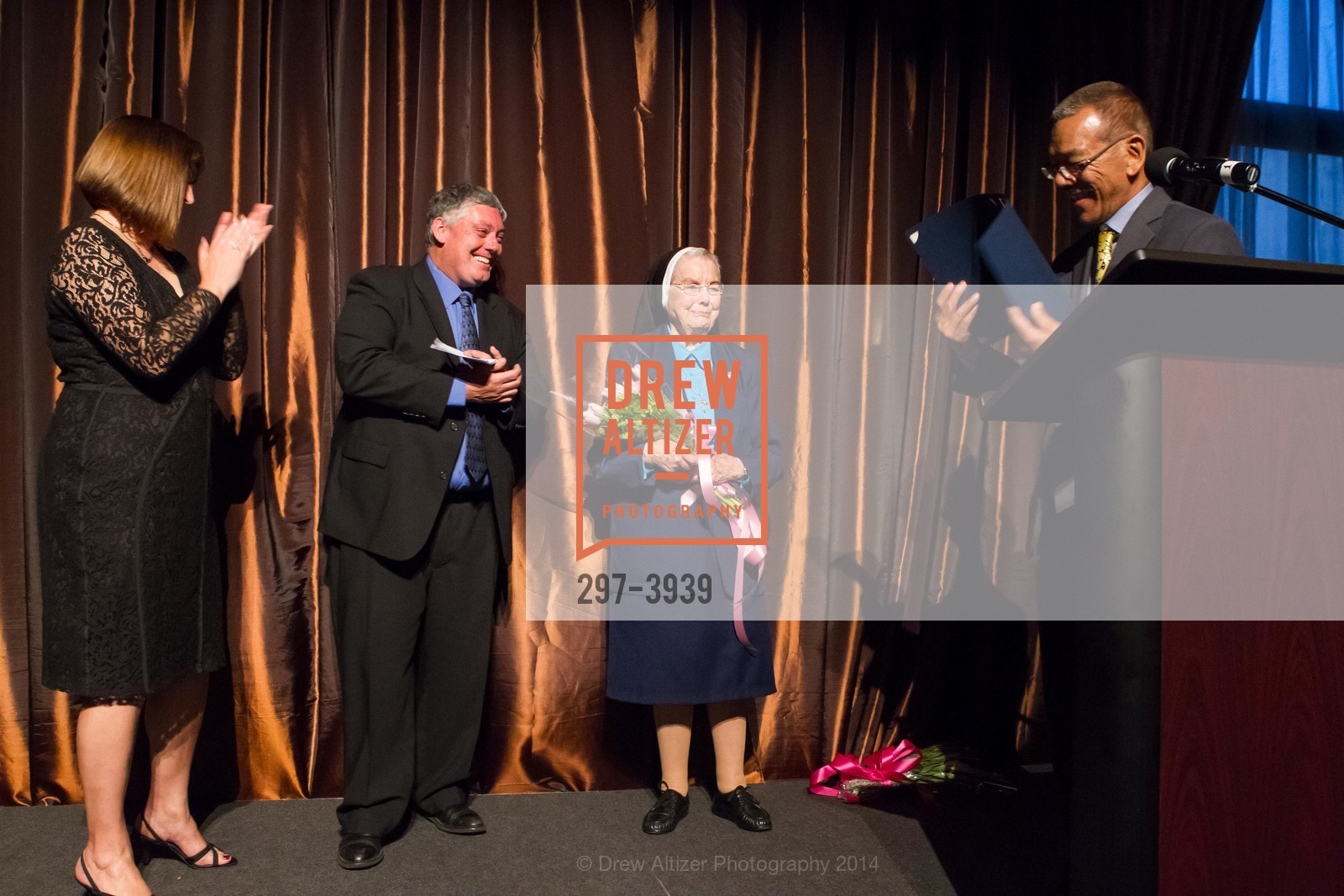 Donna Cahill, Tom Oertl, Sister Marianne Smith, Supervisor Norman Yee, 2014 COMING HOME GALA: A Night at Casino Royale, US, May 16th, 2014, Photo #297-3939 Donna Cahill, Tom Oertl, Sister Marianne Smith, Supervisor Norman Yee, Photo #297-3939