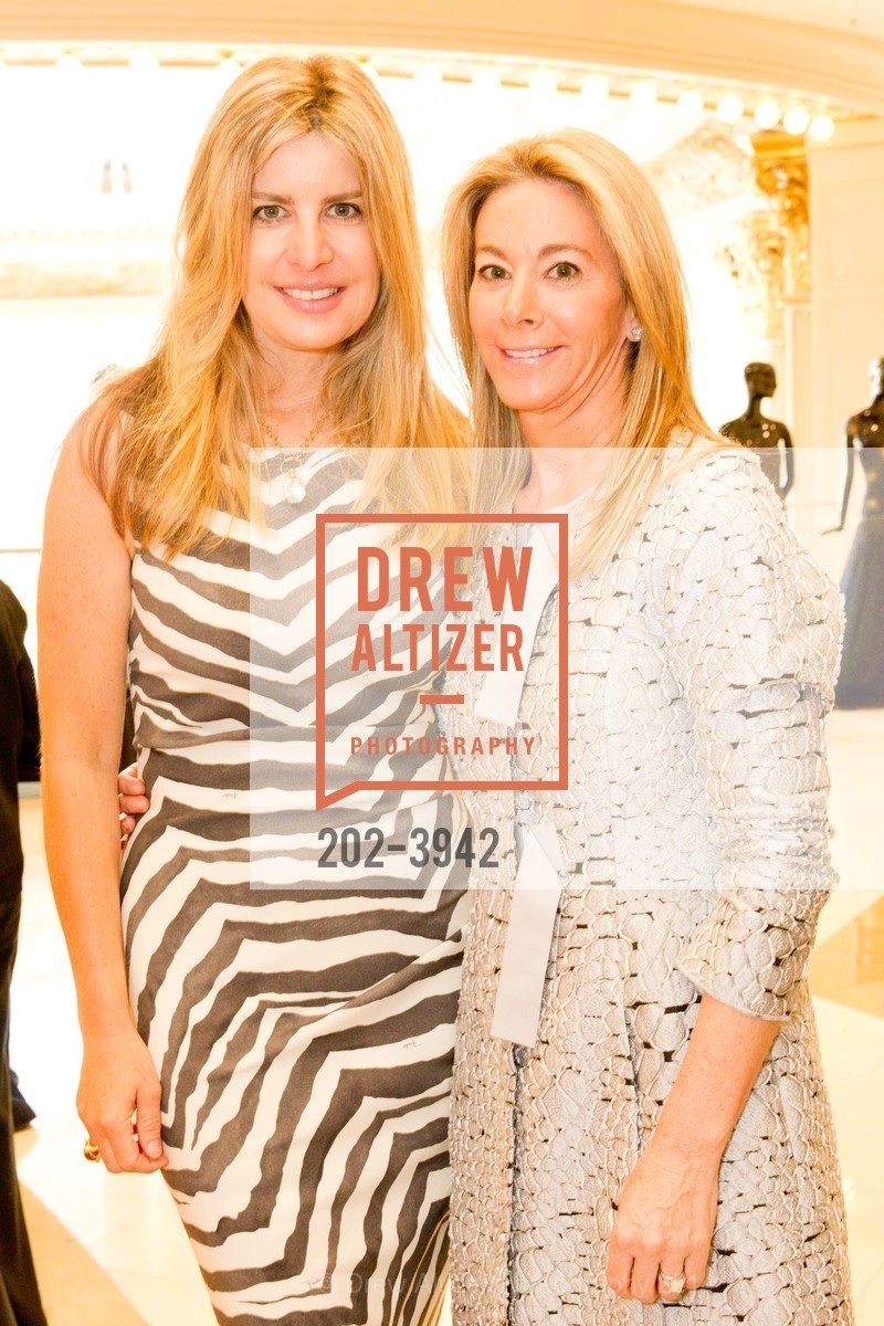 Suzanne Levit, Dana Tananbaum, NEIMAN MARCUS & VANITY FAIR Art of Fashion, US, September 17th, 2014, Photo #202-3942 Suzanne Levit, Dana Tananbaum, Photo #202-3942