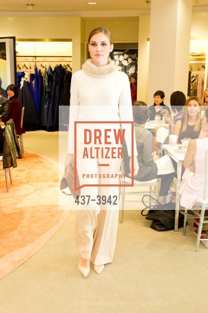 Fashion Show, NEIMAN MARCUS & VANITY FAIR Art of Fashion, US, September 17th, 2014, Photo #437-3942 Fashion Show, Photo #437-3942