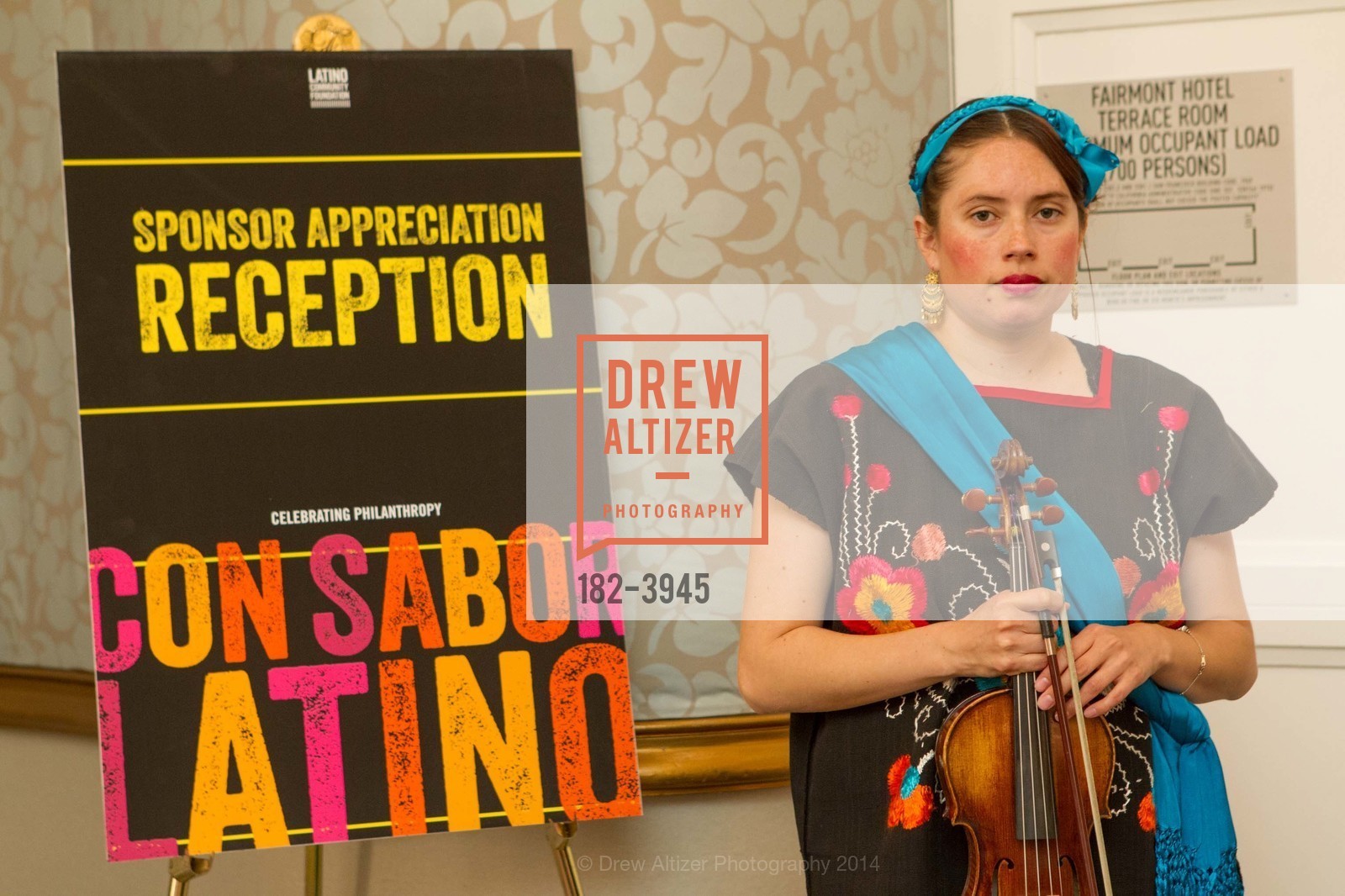 Performer, LATINO COMMUNITY FOUNDATION'S 9th Annual Gala - Celebrating Philanthropy on Sabor Latino, US, April 30th, 2014, Photo #182-3945 Performer, Photo #182-3945