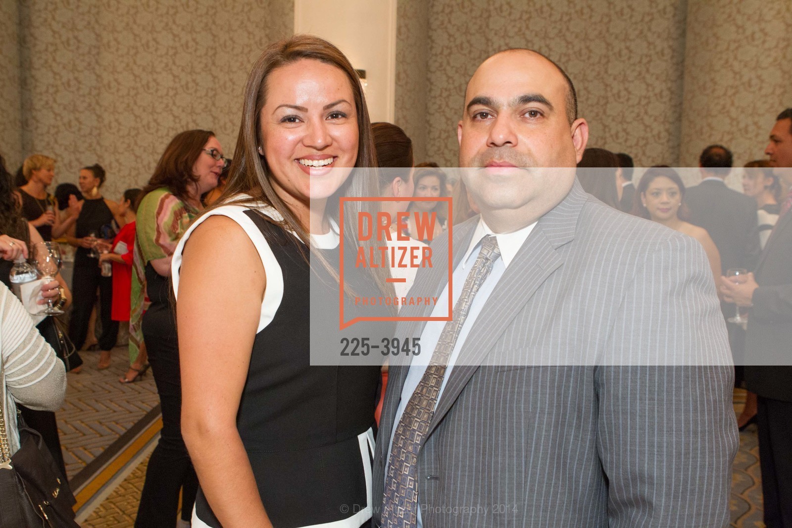 Jenny Baltovano, Alex Solorzano, LATINO COMMUNITY FOUNDATION'S 9th Annual Gala - Celebrating Philanthropy on Sabor Latino, US, April 30th, 2014, Photo #225-3945 Jenny Baltovano, Alex Solorzano, Photo #225-3945