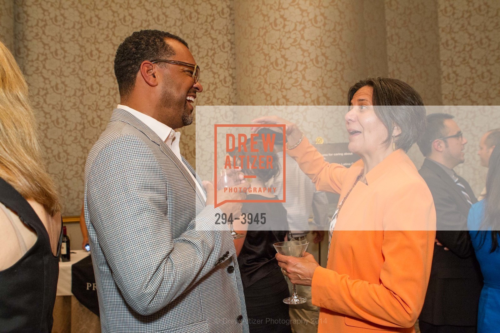 Fred Blackwell, Sandra Hernandez, LATINO COMMUNITY FOUNDATION'S 9th Annual Gala - Celebrating Philanthropy on Sabor Latino, US, April 30th, 2014, Photo #294-3945 Fred Blackwell, Sandra Hernandez, Photo #294-3945