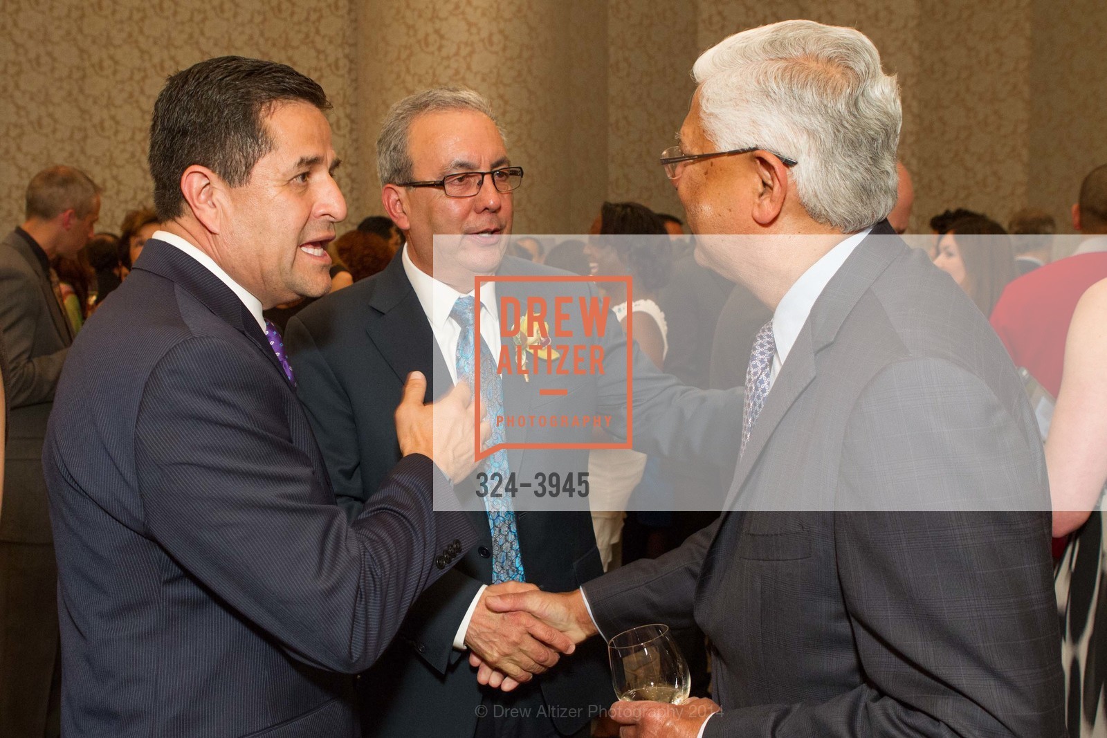Luis Herrera, LATINO COMMUNITY FOUNDATION'S 9th Annual Gala - Celebrating Philanthropy on Sabor Latino, US, April 30th, 2014, Photo #324-3945 Luis Herrera, Photo #324-3945